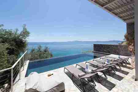 Elysian Shore Beachfront Villa in Nissaki - photo 5